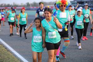 BIB: 50744, 52860, 52250
                            <button type="button" onclick="openModal(12650838)" class="btn btn-primary btn-sm float-right btn-popup" data-toggle="modal" data-target=".modal-high-quality">
                        <i class="fas fa-shopping-cart"></i> Add to Cart
                    </button>
                                            <button type="button" onclick="isThisMe(12650838, true)" class="btn btn-success btn-sm float-right btn-popup btn-isme hidden" data-toggle="tooltip" data-placement="bottom" title="นี่คือรูปของคุณใช่ไหม คลิกที่นี่เพื่อเอาเข้าอัลบั้ม">
                        <i class="fas fa-plus"></i> Add to album
                    </button>
                    <button type="button" onclick="isThisMe(12650838, false)" class="btn btn-warning btn-sm float-right btn-popup btn-isnotme hidden">
                        <i class="fas fa-ban"></i> Remove from album
                    </button>