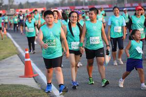 BIB: 5269, 52772, 50298, 5230
                            <button type="button" onclick="openModal(12660301)" class="btn btn-primary btn-sm float-right btn-popup" data-toggle="modal" data-target=".modal-high-quality">
                        <i class="fas fa-shopping-cart"></i> Add to Cart
                    </button>
                                            <button type="button" onclick="isThisMe(12660301, true)" class="btn btn-success btn-sm float-right btn-popup btn-isme hidden" data-toggle="tooltip" data-placement="bottom" title="นี่คือรูปของคุณใช่ไหม คลิกที่นี่เพื่อเอาเข้าอัลบั้ม">
                        <i class="fas fa-plus"></i> Add to album
                    </button>
                    <button type="button" onclick="isThisMe(12660301, false)" class="btn btn-warning btn-sm float-right btn-popup btn-isnotme hidden">
                        <i class="fas fa-ban"></i> Remove from album
                    </button>