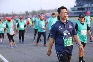 BIB: 51225, 71214
                            <button type="button" onclick="openModal(12652425)" class="btn btn-primary btn-sm float-right btn-popup" data-toggle="modal" data-target=".modal-high-quality">
                        <i class="fas fa-shopping-cart"></i> Add to Cart
                    </button>
                                            <button type="button" onclick="isThisMe(12652425, true)" class="btn btn-success btn-sm float-right btn-popup btn-isme hidden" data-toggle="tooltip" data-placement="bottom" title="นี่คือรูปของคุณใช่ไหม คลิกที่นี่เพื่อเอาเข้าอัลบั้ม">
                        <i class="fas fa-plus"></i> Add to album
                    </button>
                    <button type="button" onclick="isThisMe(12652425, false)" class="btn btn-warning btn-sm float-right btn-popup btn-isnotme hidden">
                        <i class="fas fa-ban"></i> Remove from album
                    </button>