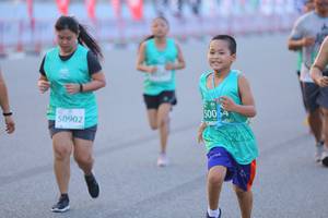 BIB: 50054, 50902
                            <button type="button" onclick="openModal(12656909)" class="btn btn-primary btn-sm float-right btn-popup" data-toggle="modal" data-target=".modal-high-quality">
                        <i class="fas fa-shopping-cart"></i> Add to Cart
                    </button>
                                            <button type="button" onclick="isThisMe(12656909, true)" class="btn btn-success btn-sm float-right btn-popup btn-isme hidden" data-toggle="tooltip" data-placement="bottom" title="นี่คือรูปของคุณใช่ไหม คลิกที่นี่เพื่อเอาเข้าอัลบั้ม">
                        <i class="fas fa-plus"></i> Add to album
                    </button>
                    <button type="button" onclick="isThisMe(12656909, false)" class="btn btn-warning btn-sm float-right btn-popup btn-isnotme hidden">
                        <i class="fas fa-ban"></i> Remove from album
                    </button>