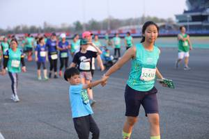 BIB: 52430, 515
                            <button type="button" onclick="openModal(12653323)" class="btn btn-primary btn-sm float-right btn-popup" data-toggle="modal" data-target=".modal-high-quality">
                        <i class="fas fa-shopping-cart"></i> Add to Cart
                    </button>
                                            <button type="button" onclick="isThisMe(12653323, true)" class="btn btn-success btn-sm float-right btn-popup btn-isme hidden" data-toggle="tooltip" data-placement="bottom" title="นี่คือรูปของคุณใช่ไหม คลิกที่นี่เพื่อเอาเข้าอัลบั้ม">
                        <i class="fas fa-plus"></i> Add to album
                    </button>
                    <button type="button" onclick="isThisMe(12653323, false)" class="btn btn-warning btn-sm float-right btn-popup btn-isnotme hidden">
                        <i class="fas fa-ban"></i> Remove from album
                    </button>