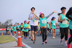 BIB: 704, 5248, 2441
                            <button type="button" onclick="openModal(12647284)" class="btn btn-primary btn-sm float-right btn-popup" data-toggle="modal" data-target=".modal-high-quality">
                        <i class="fas fa-shopping-cart"></i> Add to Cart
                    </button>
                                            <button type="button" onclick="isThisMe(12647284, true)" class="btn btn-success btn-sm float-right btn-popup btn-isme hidden" data-toggle="tooltip" data-placement="bottom" title="นี่คือรูปของคุณใช่ไหม คลิกที่นี่เพื่อเอาเข้าอัลบั้ม">
                        <i class="fas fa-plus"></i> Add to album
                    </button>
                    <button type="button" onclick="isThisMe(12647284, false)" class="btn btn-warning btn-sm float-right btn-popup btn-isnotme hidden">
                        <i class="fas fa-ban"></i> Remove from album
                    </button>