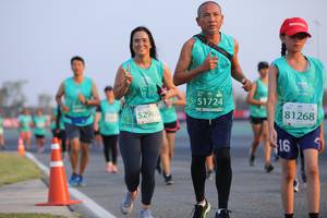 BIB: 51724, 81268, 52965
                            <button type="button" onclick="openModal(12643533)" class="btn btn-primary btn-sm float-right btn-popup" data-toggle="modal" data-target=".modal-high-quality">
                        <i class="fas fa-shopping-cart"></i> Add to Cart
                    </button>
                                            <button type="button" onclick="isThisMe(12643533, true)" class="btn btn-success btn-sm float-right btn-popup btn-isme hidden" data-toggle="tooltip" data-placement="bottom" title="นี่คือรูปของคุณใช่ไหม คลิกที่นี่เพื่อเอาเข้าอัลบั้ม">
                        <i class="fas fa-plus"></i> Add to album
                    </button>
                    <button type="button" onclick="isThisMe(12643533, false)" class="btn btn-warning btn-sm float-right btn-popup btn-isnotme hidden">
                        <i class="fas fa-ban"></i> Remove from album
                    </button>