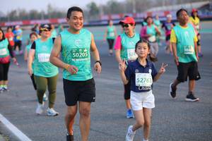 BIB: 50205, 524, 5334, 52763
                            <button type="button" onclick="openModal(12652557)" class="btn btn-primary btn-sm float-right btn-popup" data-toggle="modal" data-target=".modal-high-quality">
                        <i class="fas fa-shopping-cart"></i> Add to Cart
                    </button>
                                            <button type="button" onclick="isThisMe(12652557, true)" class="btn btn-success btn-sm float-right btn-popup btn-isme hidden" data-toggle="tooltip" data-placement="bottom" title="นี่คือรูปของคุณใช่ไหม คลิกที่นี่เพื่อเอาเข้าอัลบั้ม">
                        <i class="fas fa-plus"></i> Add to album
                    </button>
                    <button type="button" onclick="isThisMe(12652557, false)" class="btn btn-warning btn-sm float-right btn-popup btn-isnotme hidden">
                        <i class="fas fa-ban"></i> Remove from album
                    </button>