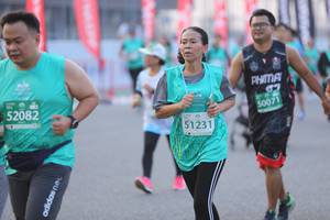 BIB: 52082, 50071, 51231
                            <button type="button" onclick="openModal(12658224)" class="btn btn-primary btn-sm float-right btn-popup" data-toggle="modal" data-target=".modal-high-quality">
                        <i class="fas fa-shopping-cart"></i> Add to Cart
                    </button>
                                            <button type="button" onclick="isThisMe(12658224, true)" class="btn btn-success btn-sm float-right btn-popup btn-isme hidden" data-toggle="tooltip" data-placement="bottom" title="นี่คือรูปของคุณใช่ไหม คลิกที่นี่เพื่อเอาเข้าอัลบั้ม">
                        <i class="fas fa-plus"></i> Add to album
                    </button>
                    <button type="button" onclick="isThisMe(12658224, false)" class="btn btn-warning btn-sm float-right btn-popup btn-isnotme hidden">
                        <i class="fas fa-ban"></i> Remove from album
                    </button>