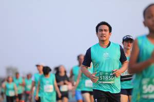 BIB: 51850
                            <button type="button" onclick="openModal(12644060)" class="btn btn-primary btn-sm float-right btn-popup" data-toggle="modal" data-target=".modal-high-quality">
                        <i class="fas fa-shopping-cart"></i> Add to Cart
                    </button>
                                            <button type="button" onclick="isThisMe(12644060, true)" class="btn btn-success btn-sm float-right btn-popup btn-isme hidden" data-toggle="tooltip" data-placement="bottom" title="นี่คือรูปของคุณใช่ไหม คลิกที่นี่เพื่อเอาเข้าอัลบั้ม">
                        <i class="fas fa-plus"></i> Add to album
                    </button>
                    <button type="button" onclick="isThisMe(12644060, false)" class="btn btn-warning btn-sm float-right btn-popup btn-isnotme hidden">
                        <i class="fas fa-ban"></i> Remove from album
                    </button>