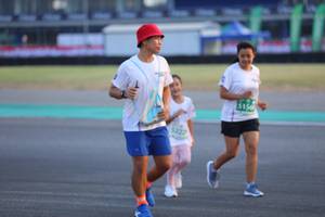 BIB: 515, 522
                            <button type="button" onclick="openModal(12653134)" class="btn btn-primary btn-sm float-right btn-popup" data-toggle="modal" data-target=".modal-high-quality">
                        <i class="fas fa-shopping-cart"></i> Add to Cart
                    </button>
                                            <button type="button" onclick="isThisMe(12653134, true)" class="btn btn-success btn-sm float-right btn-popup btn-isme hidden" data-toggle="tooltip" data-placement="bottom" title="นี่คือรูปของคุณใช่ไหม คลิกที่นี่เพื่อเอาเข้าอัลบั้ม">
                        <i class="fas fa-plus"></i> Add to album
                    </button>
                    <button type="button" onclick="isThisMe(12653134, false)" class="btn btn-warning btn-sm float-right btn-popup btn-isnotme hidden">
                        <i class="fas fa-ban"></i> Remove from album
                    </button>