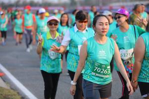 BIB: 53214, 272, 70263
                            <button type="button" onclick="openModal(12652047)" class="btn btn-primary btn-sm float-right btn-popup" data-toggle="modal" data-target=".modal-high-quality">
                        <i class="fas fa-shopping-cart"></i> Add to Cart
                    </button>
                                            <button type="button" onclick="isThisMe(12652047, true)" class="btn btn-success btn-sm float-right btn-popup btn-isme hidden" data-toggle="tooltip" data-placement="bottom" title="นี่คือรูปของคุณใช่ไหม คลิกที่นี่เพื่อเอาเข้าอัลบั้ม">
                        <i class="fas fa-plus"></i> Add to album
                    </button>
                    <button type="button" onclick="isThisMe(12652047, false)" class="btn btn-warning btn-sm float-right btn-popup btn-isnotme hidden">
                        <i class="fas fa-ban"></i> Remove from album
                    </button>