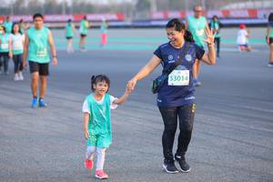 BIB: 53014
                            <button type="button" onclick="openModal(12653007)" class="btn btn-primary btn-sm float-right btn-popup" data-toggle="modal" data-target=".modal-high-quality">
                        <i class="fas fa-shopping-cart"></i> Add to Cart
                    </button>
                                            <button type="button" onclick="isThisMe(12653007, true)" class="btn btn-success btn-sm float-right btn-popup btn-isme hidden" data-toggle="tooltip" data-placement="bottom" title="นี่คือรูปของคุณใช่ไหม คลิกที่นี่เพื่อเอาเข้าอัลบั้ม">
                        <i class="fas fa-plus"></i> Add to album
                    </button>
                    <button type="button" onclick="isThisMe(12653007, false)" class="btn btn-warning btn-sm float-right btn-popup btn-isnotme hidden">
                        <i class="fas fa-ban"></i> Remove from album
                    </button>