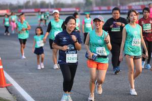 BIB: 53406, 53413, 5234, 5274, 52418
                            <button type="button" onclick="openModal(12652873)" class="btn btn-primary btn-sm float-right btn-popup" data-toggle="modal" data-target=".modal-high-quality">
                        <i class="fas fa-shopping-cart"></i> Add to Cart
                    </button>
                                            <button type="button" onclick="isThisMe(12652873, true)" class="btn btn-success btn-sm float-right btn-popup btn-isme hidden" data-toggle="tooltip" data-placement="bottom" title="นี่คือรูปของคุณใช่ไหม คลิกที่นี่เพื่อเอาเข้าอัลบั้ม">
                        <i class="fas fa-plus"></i> Add to album
                    </button>
                    <button type="button" onclick="isThisMe(12652873, false)" class="btn btn-warning btn-sm float-right btn-popup btn-isnotme hidden">
                        <i class="fas fa-ban"></i> Remove from album
                    </button>