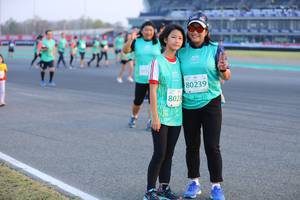 BIB: 704, 80239, 8023
                            <button type="button" onclick="openModal(12653853)" class="btn btn-primary btn-sm float-right btn-popup" data-toggle="modal" data-target=".modal-high-quality">
                        <i class="fas fa-shopping-cart"></i> Add to Cart
                    </button>
                                            <button type="button" onclick="isThisMe(12653853, true)" class="btn btn-success btn-sm float-right btn-popup btn-isme hidden" data-toggle="tooltip" data-placement="bottom" title="นี่คือรูปของคุณใช่ไหม คลิกที่นี่เพื่อเอาเข้าอัลบั้ม">
                        <i class="fas fa-plus"></i> Add to album
                    </button>
                    <button type="button" onclick="isThisMe(12653853, false)" class="btn btn-warning btn-sm float-right btn-popup btn-isnotme hidden">
                        <i class="fas fa-ban"></i> Remove from album
                    </button>