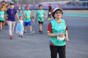 BIB: 
                            <button type="button" onclick="openModal(12653510)" class="btn btn-primary btn-sm float-right btn-popup" data-toggle="modal" data-target=".modal-high-quality">
                        <i class="fas fa-shopping-cart"></i> Add to Cart
                    </button>
                                            <button type="button" onclick="isThisMe(12653510, true)" class="btn btn-success btn-sm float-right btn-popup btn-isme hidden" data-toggle="tooltip" data-placement="bottom" title="นี่คือรูปของคุณใช่ไหม คลิกที่นี่เพื่อเอาเข้าอัลบั้ม">
                        <i class="fas fa-plus"></i> Add to album
                    </button>
                    <button type="button" onclick="isThisMe(12653510, false)" class="btn btn-warning btn-sm float-right btn-popup btn-isnotme hidden">
                        <i class="fas fa-ban"></i> Remove from album
                    </button>