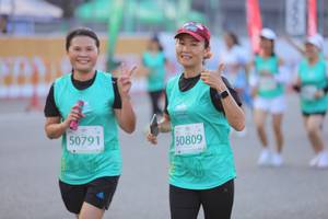 BIB: 50791, 50809
                            <button type="button" onclick="openModal(12658470)" class="btn btn-primary btn-sm float-right btn-popup" data-toggle="modal" data-target=".modal-high-quality">
                        <i class="fas fa-shopping-cart"></i> Add to Cart
                    </button>
                                            <button type="button" onclick="isThisMe(12658470, true)" class="btn btn-success btn-sm float-right btn-popup btn-isme hidden" data-toggle="tooltip" data-placement="bottom" title="นี่คือรูปของคุณใช่ไหม คลิกที่นี่เพื่อเอาเข้าอัลบั้ม">
                        <i class="fas fa-plus"></i> Add to album
                    </button>
                    <button type="button" onclick="isThisMe(12658470, false)" class="btn btn-warning btn-sm float-right btn-popup btn-isnotme hidden">
                        <i class="fas fa-ban"></i> Remove from album
                    </button>