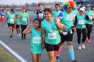 BIB: 50744, 52860, 52250
                            <button type="button" onclick="openModal(12650836)" class="btn btn-primary btn-sm float-right btn-popup" data-toggle="modal" data-target=".modal-high-quality">
                        <i class="fas fa-shopping-cart"></i> Add to Cart
                    </button>
                                            <button type="button" onclick="isThisMe(12650836, true)" class="btn btn-success btn-sm float-right btn-popup btn-isme hidden" data-toggle="tooltip" data-placement="bottom" title="นี่คือรูปของคุณใช่ไหม คลิกที่นี่เพื่อเอาเข้าอัลบั้ม">
                        <i class="fas fa-plus"></i> Add to album
                    </button>
                    <button type="button" onclick="isThisMe(12650836, false)" class="btn btn-warning btn-sm float-right btn-popup btn-isnotme hidden">
                        <i class="fas fa-ban"></i> Remove from album
                    </button>