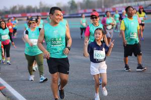 BIB: 5044, 50205, 348, 52763
                            <button type="button" onclick="openModal(12652552)" class="btn btn-primary btn-sm float-right btn-popup" data-toggle="modal" data-target=".modal-high-quality">
                        <i class="fas fa-shopping-cart"></i> Add to Cart
                    </button>
                                            <button type="button" onclick="isThisMe(12652552, true)" class="btn btn-success btn-sm float-right btn-popup btn-isme hidden" data-toggle="tooltip" data-placement="bottom" title="นี่คือรูปของคุณใช่ไหม คลิกที่นี่เพื่อเอาเข้าอัลบั้ม">
                        <i class="fas fa-plus"></i> Add to album
                    </button>
                    <button type="button" onclick="isThisMe(12652552, false)" class="btn btn-warning btn-sm float-right btn-popup btn-isnotme hidden">
                        <i class="fas fa-ban"></i> Remove from album
                    </button>