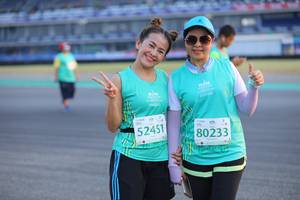 BIB: 52451, 80233
                            <button type="button" onclick="openModal(12654244)" class="btn btn-primary btn-sm float-right btn-popup" data-toggle="modal" data-target=".modal-high-quality">
                        <i class="fas fa-shopping-cart"></i> Add to Cart
                    </button>
                                            <button type="button" onclick="isThisMe(12654244, true)" class="btn btn-success btn-sm float-right btn-popup btn-isme hidden" data-toggle="tooltip" data-placement="bottom" title="นี่คือรูปของคุณใช่ไหม คลิกที่นี่เพื่อเอาเข้าอัลบั้ม">
                        <i class="fas fa-plus"></i> Add to album
                    </button>
                    <button type="button" onclick="isThisMe(12654244, false)" class="btn btn-warning btn-sm float-right btn-popup btn-isnotme hidden">
                        <i class="fas fa-ban"></i> Remove from album
                    </button>