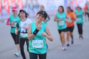 BIB: 50578
                            <button type="button" onclick="openModal(12655326)" class="btn btn-primary btn-sm float-right btn-popup" data-toggle="modal" data-target=".modal-high-quality">
                        <i class="fas fa-shopping-cart"></i> Add to Cart
                    </button>
                                            <button type="button" onclick="isThisMe(12655326, true)" class="btn btn-success btn-sm float-right btn-popup btn-isme hidden" data-toggle="tooltip" data-placement="bottom" title="นี่คือรูปของคุณใช่ไหม คลิกที่นี่เพื่อเอาเข้าอัลบั้ม">
                        <i class="fas fa-plus"></i> Add to album
                    </button>
                    <button type="button" onclick="isThisMe(12655326, false)" class="btn btn-warning btn-sm float-right btn-popup btn-isnotme hidden">
                        <i class="fas fa-ban"></i> Remove from album
                    </button>