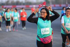 BIB: 5092, 52920
                            <button type="button" onclick="openModal(12652596)" class="btn btn-primary btn-sm float-right btn-popup" data-toggle="modal" data-target=".modal-high-quality">
                        <i class="fas fa-shopping-cart"></i> Add to Cart
                    </button>
                                            <button type="button" onclick="isThisMe(12652596, true)" class="btn btn-success btn-sm float-right btn-popup btn-isme hidden" data-toggle="tooltip" data-placement="bottom" title="นี่คือรูปของคุณใช่ไหม คลิกที่นี่เพื่อเอาเข้าอัลบั้ม">
                        <i class="fas fa-plus"></i> Add to album
                    </button>
                    <button type="button" onclick="isThisMe(12652596, false)" class="btn btn-warning btn-sm float-right btn-popup btn-isnotme hidden">
                        <i class="fas fa-ban"></i> Remove from album
                    </button>