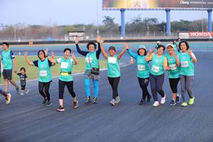 BIB: 52795, 1145, 51077
                            <button type="button" onclick="openModal(12660402)" class="btn btn-primary btn-sm float-right btn-popup" data-toggle="modal" data-target=".modal-high-quality">
                        <i class="fas fa-shopping-cart"></i> Add to Cart
                    </button>
                                            <button type="button" onclick="isThisMe(12660402, true)" class="btn btn-success btn-sm float-right btn-popup btn-isme hidden" data-toggle="tooltip" data-placement="bottom" title="นี่คือรูปของคุณใช่ไหม คลิกที่นี่เพื่อเอาเข้าอัลบั้ม">
                        <i class="fas fa-plus"></i> Add to album
                    </button>
                    <button type="button" onclick="isThisMe(12660402, false)" class="btn btn-warning btn-sm float-right btn-popup btn-isnotme hidden">
                        <i class="fas fa-ban"></i> Remove from album
                    </button>