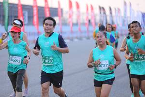 BIB: 51901, 51850, 50695, 0757
                            <button type="button" onclick="openModal(12654737)" class="btn btn-primary btn-sm float-right btn-popup" data-toggle="modal" data-target=".modal-high-quality">
                        <i class="fas fa-shopping-cart"></i> Add to Cart
                    </button>
                                            <button type="button" onclick="isThisMe(12654737, true)" class="btn btn-success btn-sm float-right btn-popup btn-isme hidden" data-toggle="tooltip" data-placement="bottom" title="นี่คือรูปของคุณใช่ไหม คลิกที่นี่เพื่อเอาเข้าอัลบั้ม">
                        <i class="fas fa-plus"></i> Add to album
                    </button>
                    <button type="button" onclick="isThisMe(12654737, false)" class="btn btn-warning btn-sm float-right btn-popup btn-isnotme hidden">
                        <i class="fas fa-ban"></i> Remove from album
                    </button>