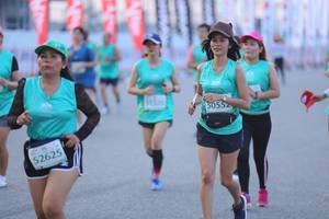 BIB: 1320, 30552, 52625
                            <button type="button" onclick="openModal(12657304)" class="btn btn-primary btn-sm float-right btn-popup" data-toggle="modal" data-target=".modal-high-quality">
                        <i class="fas fa-shopping-cart"></i> Add to Cart
                    </button>
                                            <button type="button" onclick="isThisMe(12657304, true)" class="btn btn-success btn-sm float-right btn-popup btn-isme hidden" data-toggle="tooltip" data-placement="bottom" title="นี่คือรูปของคุณใช่ไหม คลิกที่นี่เพื่อเอาเข้าอัลบั้ม">
                        <i class="fas fa-plus"></i> Add to album
                    </button>
                    <button type="button" onclick="isThisMe(12657304, false)" class="btn btn-warning btn-sm float-right btn-popup btn-isnotme hidden">
                        <i class="fas fa-ban"></i> Remove from album
                    </button>