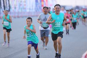 BIB: 50396, 0054
                            <button type="button" onclick="openModal(12656893)" class="btn btn-primary btn-sm float-right btn-popup" data-toggle="modal" data-target=".modal-high-quality">
                        <i class="fas fa-shopping-cart"></i> Add to Cart
                    </button>
                                            <button type="button" onclick="isThisMe(12656893, true)" class="btn btn-success btn-sm float-right btn-popup btn-isme hidden" data-toggle="tooltip" data-placement="bottom" title="นี่คือรูปของคุณใช่ไหม คลิกที่นี่เพื่อเอาเข้าอัลบั้ม">
                        <i class="fas fa-plus"></i> Add to album
                    </button>
                    <button type="button" onclick="isThisMe(12656893, false)" class="btn btn-warning btn-sm float-right btn-popup btn-isnotme hidden">
                        <i class="fas fa-ban"></i> Remove from album
                    </button>