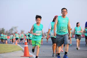 BIB: 51885, 50955
                            <button type="button" onclick="openModal(12646528)" class="btn btn-primary btn-sm float-right btn-popup" data-toggle="modal" data-target=".modal-high-quality">
                        <i class="fas fa-shopping-cart"></i> Add to Cart
                    </button>
                                            <button type="button" onclick="isThisMe(12646528, true)" class="btn btn-success btn-sm float-right btn-popup btn-isme hidden" data-toggle="tooltip" data-placement="bottom" title="นี่คือรูปของคุณใช่ไหม คลิกที่นี่เพื่อเอาเข้าอัลบั้ม">
                        <i class="fas fa-plus"></i> Add to album
                    </button>
                    <button type="button" onclick="isThisMe(12646528, false)" class="btn btn-warning btn-sm float-right btn-popup btn-isnotme hidden">
                        <i class="fas fa-ban"></i> Remove from album
                    </button>