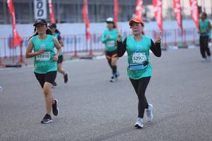 BIB: 52498, 52975
                            <button type="button" onclick="openModal(12657855)" class="btn btn-primary btn-sm float-right btn-popup" data-toggle="modal" data-target=".modal-high-quality">
                        <i class="fas fa-shopping-cart"></i> Add to Cart
                    </button>
                                            <button type="button" onclick="isThisMe(12657855, true)" class="btn btn-success btn-sm float-right btn-popup btn-isme hidden" data-toggle="tooltip" data-placement="bottom" title="นี่คือรูปของคุณใช่ไหม คลิกที่นี่เพื่อเอาเข้าอัลบั้ม">
                        <i class="fas fa-plus"></i> Add to album
                    </button>
                    <button type="button" onclick="isThisMe(12657855, false)" class="btn btn-warning btn-sm float-right btn-popup btn-isnotme hidden">
                        <i class="fas fa-ban"></i> Remove from album
                    </button>