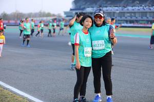 BIB: 80239, 802
                            <button type="button" onclick="openModal(12653851)" class="btn btn-primary btn-sm float-right btn-popup" data-toggle="modal" data-target=".modal-high-quality">
                        <i class="fas fa-shopping-cart"></i> Add to Cart
                    </button>
                                            <button type="button" onclick="isThisMe(12653851, true)" class="btn btn-success btn-sm float-right btn-popup btn-isme hidden" data-toggle="tooltip" data-placement="bottom" title="นี่คือรูปของคุณใช่ไหม คลิกที่นี่เพื่อเอาเข้าอัลบั้ม">
                        <i class="fas fa-plus"></i> Add to album
                    </button>
                    <button type="button" onclick="isThisMe(12653851, false)" class="btn btn-warning btn-sm float-right btn-popup btn-isnotme hidden">
                        <i class="fas fa-ban"></i> Remove from album
                    </button>