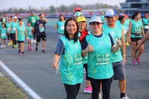 BIB: 5040, 50304
                            <button type="button" onclick="openModal(12652164)" class="btn btn-primary btn-sm float-right btn-popup" data-toggle="modal" data-target=".modal-high-quality">
                        <i class="fas fa-shopping-cart"></i> Add to Cart
                    </button>
                                            <button type="button" onclick="isThisMe(12652164, true)" class="btn btn-success btn-sm float-right btn-popup btn-isme hidden" data-toggle="tooltip" data-placement="bottom" title="นี่คือรูปของคุณใช่ไหม คลิกที่นี่เพื่อเอาเข้าอัลบั้ม">
                        <i class="fas fa-plus"></i> Add to album
                    </button>
                    <button type="button" onclick="isThisMe(12652164, false)" class="btn btn-warning btn-sm float-right btn-popup btn-isnotme hidden">
                        <i class="fas fa-ban"></i> Remove from album
                    </button>