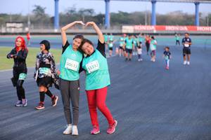 BIB: 50612, 53332, 70268, 702
                            <button type="button" onclick="openModal(12654084)" class="btn btn-primary btn-sm float-right btn-popup" data-toggle="modal" data-target=".modal-high-quality">
                        <i class="fas fa-shopping-cart"></i> Add to Cart
                    </button>
                                            <button type="button" onclick="isThisMe(12654084, true)" class="btn btn-success btn-sm float-right btn-popup btn-isme hidden" data-toggle="tooltip" data-placement="bottom" title="นี่คือรูปของคุณใช่ไหม คลิกที่นี่เพื่อเอาเข้าอัลบั้ม">
                        <i class="fas fa-plus"></i> Add to album
                    </button>
                    <button type="button" onclick="isThisMe(12654084, false)" class="btn btn-warning btn-sm float-right btn-popup btn-isnotme hidden">
                        <i class="fas fa-ban"></i> Remove from album
                    </button>