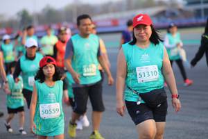 BIB: 51310, 50559
                            <button type="button" onclick="openModal(12651779)" class="btn btn-primary btn-sm float-right btn-popup" data-toggle="modal" data-target=".modal-high-quality">
                        <i class="fas fa-shopping-cart"></i> Add to Cart
                    </button>
                                            <button type="button" onclick="isThisMe(12651779, true)" class="btn btn-success btn-sm float-right btn-popup btn-isme hidden" data-toggle="tooltip" data-placement="bottom" title="นี่คือรูปของคุณใช่ไหม คลิกที่นี่เพื่อเอาเข้าอัลบั้ม">
                        <i class="fas fa-plus"></i> Add to album
                    </button>
                    <button type="button" onclick="isThisMe(12651779, false)" class="btn btn-warning btn-sm float-right btn-popup btn-isnotme hidden">
                        <i class="fas fa-ban"></i> Remove from album
                    </button>