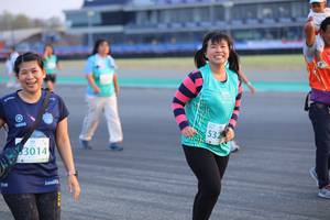 BIB: 532, 3014
                            <button type="button" onclick="openModal(12653025)" class="btn btn-primary btn-sm float-right btn-popup" data-toggle="modal" data-target=".modal-high-quality">
                        <i class="fas fa-shopping-cart"></i> Add to Cart
                    </button>
                                            <button type="button" onclick="isThisMe(12653025, true)" class="btn btn-success btn-sm float-right btn-popup btn-isme hidden" data-toggle="tooltip" data-placement="bottom" title="นี่คือรูปของคุณใช่ไหม คลิกที่นี่เพื่อเอาเข้าอัลบั้ม">
                        <i class="fas fa-plus"></i> Add to album
                    </button>
                    <button type="button" onclick="isThisMe(12653025, false)" class="btn btn-warning btn-sm float-right btn-popup btn-isnotme hidden">
                        <i class="fas fa-ban"></i> Remove from album
                    </button>