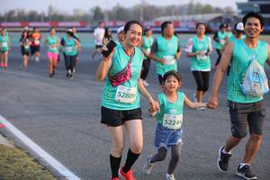 BIB: 52809, 52244
                            <button type="button" onclick="openModal(12651101)" class="btn btn-primary btn-sm float-right btn-popup" data-toggle="modal" data-target=".modal-high-quality">
                        <i class="fas fa-shopping-cart"></i> Add to Cart
                    </button>
                                            <button type="button" onclick="isThisMe(12651101, true)" class="btn btn-success btn-sm float-right btn-popup btn-isme hidden" data-toggle="tooltip" data-placement="bottom" title="นี่คือรูปของคุณใช่ไหม คลิกที่นี่เพื่อเอาเข้าอัลบั้ม">
                        <i class="fas fa-plus"></i> Add to album
                    </button>
                    <button type="button" onclick="isThisMe(12651101, false)" class="btn btn-warning btn-sm float-right btn-popup btn-isnotme hidden">
                        <i class="fas fa-ban"></i> Remove from album
                    </button>