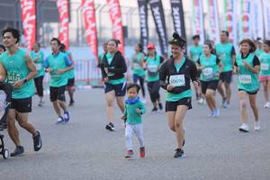 BIB: 50324, 50696, 50984
                            <button type="button" onclick="openModal(12658296)" class="btn btn-primary btn-sm float-right btn-popup" data-toggle="modal" data-target=".modal-high-quality">
                        <i class="fas fa-shopping-cart"></i> Add to Cart
                    </button>
                                            <button type="button" onclick="isThisMe(12658296, true)" class="btn btn-success btn-sm float-right btn-popup btn-isme hidden" data-toggle="tooltip" data-placement="bottom" title="นี่คือรูปของคุณใช่ไหม คลิกที่นี่เพื่อเอาเข้าอัลบั้ม">
                        <i class="fas fa-plus"></i> Add to album
                    </button>
                    <button type="button" onclick="isThisMe(12658296, false)" class="btn btn-warning btn-sm float-right btn-popup btn-isnotme hidden">
                        <i class="fas fa-ban"></i> Remove from album
                    </button>