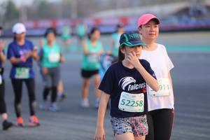 BIB: 914, 52258
                            <button type="button" onclick="openModal(12653339)" class="btn btn-primary btn-sm float-right btn-popup" data-toggle="modal" data-target=".modal-high-quality">
                        <i class="fas fa-shopping-cart"></i> Add to Cart
                    </button>
                                            <button type="button" onclick="isThisMe(12653339, true)" class="btn btn-success btn-sm float-right btn-popup btn-isme hidden" data-toggle="tooltip" data-placement="bottom" title="นี่คือรูปของคุณใช่ไหม คลิกที่นี่เพื่อเอาเข้าอัลบั้ม">
                        <i class="fas fa-plus"></i> Add to album
                    </button>
                    <button type="button" onclick="isThisMe(12653339, false)" class="btn btn-warning btn-sm float-right btn-popup btn-isnotme hidden">
                        <i class="fas fa-ban"></i> Remove from album
                    </button>