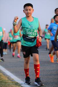 BIB: 50035
                            <button type="button" onclick="openModal(12644240)" class="btn btn-primary btn-sm float-right btn-popup" data-toggle="modal" data-target=".modal-high-quality">
                        <i class="fas fa-shopping-cart"></i> Add to Cart
                    </button>
                                            <button type="button" onclick="isThisMe(12644240, true)" class="btn btn-success btn-sm float-right btn-popup btn-isme hidden" data-toggle="tooltip" data-placement="bottom" title="นี่คือรูปของคุณใช่ไหม คลิกที่นี่เพื่อเอาเข้าอัลบั้ม">
                        <i class="fas fa-plus"></i> Add to album
                    </button>
                    <button type="button" onclick="isThisMe(12644240, false)" class="btn btn-warning btn-sm float-right btn-popup btn-isnotme hidden">
                        <i class="fas fa-ban"></i> Remove from album
                    </button>