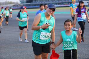 BIB: 50886, 50043
                            <button type="button" onclick="openModal(12650967)" class="btn btn-primary btn-sm float-right btn-popup" data-toggle="modal" data-target=".modal-high-quality">
                        <i class="fas fa-shopping-cart"></i> Add to Cart
                    </button>
                                            <button type="button" onclick="isThisMe(12650967, true)" class="btn btn-success btn-sm float-right btn-popup btn-isme hidden" data-toggle="tooltip" data-placement="bottom" title="นี่คือรูปของคุณใช่ไหม คลิกที่นี่เพื่อเอาเข้าอัลบั้ม">
                        <i class="fas fa-plus"></i> Add to album
                    </button>
                    <button type="button" onclick="isThisMe(12650967, false)" class="btn btn-warning btn-sm float-right btn-popup btn-isnotme hidden">
                        <i class="fas fa-ban"></i> Remove from album
                    </button>