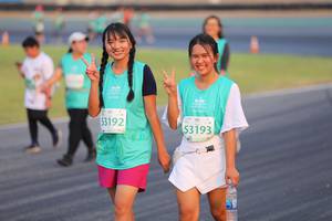 BIB: 53192, 53193
                            <button type="button" onclick="openModal(12653984)" class="btn btn-primary btn-sm float-right btn-popup" data-toggle="modal" data-target=".modal-high-quality">
                        <i class="fas fa-shopping-cart"></i> Add to Cart
                    </button>
                                            <button type="button" onclick="isThisMe(12653984, true)" class="btn btn-success btn-sm float-right btn-popup btn-isme hidden" data-toggle="tooltip" data-placement="bottom" title="นี่คือรูปของคุณใช่ไหม คลิกที่นี่เพื่อเอาเข้าอัลบั้ม">
                        <i class="fas fa-plus"></i> Add to album
                    </button>
                    <button type="button" onclick="isThisMe(12653984, false)" class="btn btn-warning btn-sm float-right btn-popup btn-isnotme hidden">
                        <i class="fas fa-ban"></i> Remove from album
                    </button>