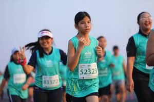 BIB: 52323, 83372
                            <button type="button" onclick="openModal(12647927)" class="btn btn-primary btn-sm float-right btn-popup" data-toggle="modal" data-target=".modal-high-quality">
                        <i class="fas fa-shopping-cart"></i> Add to Cart
                    </button>
                                            <button type="button" onclick="isThisMe(12647927, true)" class="btn btn-success btn-sm float-right btn-popup btn-isme hidden" data-toggle="tooltip" data-placement="bottom" title="นี่คือรูปของคุณใช่ไหม คลิกที่นี่เพื่อเอาเข้าอัลบั้ม">
                        <i class="fas fa-plus"></i> Add to album
                    </button>
                    <button type="button" onclick="isThisMe(12647927, false)" class="btn btn-warning btn-sm float-right btn-popup btn-isnotme hidden">
                        <i class="fas fa-ban"></i> Remove from album
                    </button>