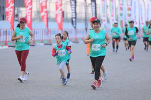 BIB: 6717, 1109, 52226
                            <button type="button" onclick="openModal(12657808)" class="btn btn-primary btn-sm float-right btn-popup" data-toggle="modal" data-target=".modal-high-quality">
                        <i class="fas fa-shopping-cart"></i> Add to Cart
                    </button>
                                            <button type="button" onclick="isThisMe(12657808, true)" class="btn btn-success btn-sm float-right btn-popup btn-isme hidden" data-toggle="tooltip" data-placement="bottom" title="นี่คือรูปของคุณใช่ไหม คลิกที่นี่เพื่อเอาเข้าอัลบั้ม">
                        <i class="fas fa-plus"></i> Add to album
                    </button>
                    <button type="button" onclick="isThisMe(12657808, false)" class="btn btn-warning btn-sm float-right btn-popup btn-isnotme hidden">
                        <i class="fas fa-ban"></i> Remove from album
                    </button>