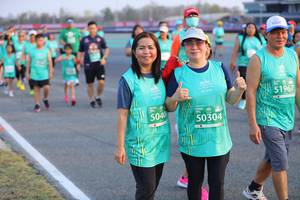 BIB: 51967, 5040, 50304
                            <button type="button" onclick="openModal(12652194)" class="btn btn-primary btn-sm float-right btn-popup" data-toggle="modal" data-target=".modal-high-quality">
                        <i class="fas fa-shopping-cart"></i> Add to Cart
                    </button>
                                            <button type="button" onclick="isThisMe(12652194, true)" class="btn btn-success btn-sm float-right btn-popup btn-isme hidden" data-toggle="tooltip" data-placement="bottom" title="นี่คือรูปของคุณใช่ไหม คลิกที่นี่เพื่อเอาเข้าอัลบั้ม">
                        <i class="fas fa-plus"></i> Add to album
                    </button>
                    <button type="button" onclick="isThisMe(12652194, false)" class="btn btn-warning btn-sm float-right btn-popup btn-isnotme hidden">
                        <i class="fas fa-ban"></i> Remove from album
                    </button>