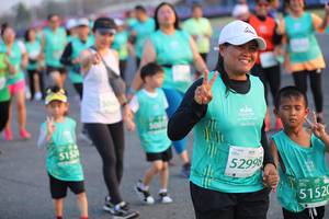 BIB: 52998, 51520
                            <button type="button" onclick="openModal(12651870)" class="btn btn-primary btn-sm float-right btn-popup" data-toggle="modal" data-target=".modal-high-quality">
                        <i class="fas fa-shopping-cart"></i> Add to Cart
                    </button>
                                            <button type="button" onclick="isThisMe(12651870, true)" class="btn btn-success btn-sm float-right btn-popup btn-isme hidden" data-toggle="tooltip" data-placement="bottom" title="นี่คือรูปของคุณใช่ไหม คลิกที่นี่เพื่อเอาเข้าอัลบั้ม">
                        <i class="fas fa-plus"></i> Add to album
                    </button>
                    <button type="button" onclick="isThisMe(12651870, false)" class="btn btn-warning btn-sm float-right btn-popup btn-isnotme hidden">
                        <i class="fas fa-ban"></i> Remove from album
                    </button>