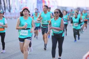 BIB: 1961, 52685
                            <button type="button" onclick="openModal(12657038)" class="btn btn-primary btn-sm float-right btn-popup" data-toggle="modal" data-target=".modal-high-quality">
                        <i class="fas fa-shopping-cart"></i> Add to Cart
                    </button>
                                            <button type="button" onclick="isThisMe(12657038, true)" class="btn btn-success btn-sm float-right btn-popup btn-isme hidden" data-toggle="tooltip" data-placement="bottom" title="นี่คือรูปของคุณใช่ไหม คลิกที่นี่เพื่อเอาเข้าอัลบั้ม">
                        <i class="fas fa-plus"></i> Add to album
                    </button>
                    <button type="button" onclick="isThisMe(12657038, false)" class="btn btn-warning btn-sm float-right btn-popup btn-isnotme hidden">
                        <i class="fas fa-ban"></i> Remove from album
                    </button>