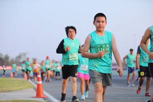 BIB: 51618, 5034
                            <button type="button" onclick="openModal(12643834)" class="btn btn-primary btn-sm float-right btn-popup" data-toggle="modal" data-target=".modal-high-quality">
                        <i class="fas fa-shopping-cart"></i> Add to Cart
                    </button>
                                            <button type="button" onclick="isThisMe(12643834, true)" class="btn btn-success btn-sm float-right btn-popup btn-isme hidden" data-toggle="tooltip" data-placement="bottom" title="นี่คือรูปของคุณใช่ไหม คลิกที่นี่เพื่อเอาเข้าอัลบั้ม">
                        <i class="fas fa-plus"></i> Add to album
                    </button>
                    <button type="button" onclick="isThisMe(12643834, false)" class="btn btn-warning btn-sm float-right btn-popup btn-isnotme hidden">
                        <i class="fas fa-ban"></i> Remove from album
                    </button>