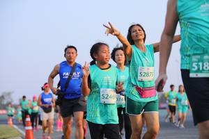 BIB: 518, 52873, 5246974
                            <button type="button" onclick="openModal(12646101)" class="btn btn-primary btn-sm float-right btn-popup" data-toggle="modal" data-target=".modal-high-quality">
                        <i class="fas fa-shopping-cart"></i> Add to Cart
                    </button>
                                            <button type="button" onclick="isThisMe(12646101, true)" class="btn btn-success btn-sm float-right btn-popup btn-isme hidden" data-toggle="tooltip" data-placement="bottom" title="นี่คือรูปของคุณใช่ไหม คลิกที่นี่เพื่อเอาเข้าอัลบั้ม">
                        <i class="fas fa-plus"></i> Add to album
                    </button>
                    <button type="button" onclick="isThisMe(12646101, false)" class="btn btn-warning btn-sm float-right btn-popup btn-isnotme hidden">
                        <i class="fas fa-ban"></i> Remove from album
                    </button>