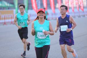 BIB: 50227, 52213, 52815
                            <button type="button" onclick="openModal(12654875)" class="btn btn-primary btn-sm float-right btn-popup" data-toggle="modal" data-target=".modal-high-quality">
                        <i class="fas fa-shopping-cart"></i> Add to Cart
                    </button>
                                            <button type="button" onclick="isThisMe(12654875, true)" class="btn btn-success btn-sm float-right btn-popup btn-isme hidden" data-toggle="tooltip" data-placement="bottom" title="นี่คือรูปของคุณใช่ไหม คลิกที่นี่เพื่อเอาเข้าอัลบั้ม">
                        <i class="fas fa-plus"></i> Add to album
                    </button>
                    <button type="button" onclick="isThisMe(12654875, false)" class="btn btn-warning btn-sm float-right btn-popup btn-isnotme hidden">
                        <i class="fas fa-ban"></i> Remove from album
                    </button>