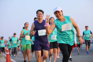 BIB: 52213, 5116
                            <button type="button" onclick="openModal(12645681)" class="btn btn-primary btn-sm float-right btn-popup" data-toggle="modal" data-target=".modal-high-quality">
                        <i class="fas fa-shopping-cart"></i> Add to Cart
                    </button>
                                            <button type="button" onclick="isThisMe(12645681, true)" class="btn btn-success btn-sm float-right btn-popup btn-isme hidden" data-toggle="tooltip" data-placement="bottom" title="นี่คือรูปของคุณใช่ไหม คลิกที่นี่เพื่อเอาเข้าอัลบั้ม">
                        <i class="fas fa-plus"></i> Add to album
                    </button>
                    <button type="button" onclick="isThisMe(12645681, false)" class="btn btn-warning btn-sm float-right btn-popup btn-isnotme hidden">
                        <i class="fas fa-ban"></i> Remove from album
                    </button>