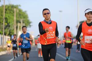 BIB: 25686
                            <button type="button" onclick="openModal(11487031)" class="btn btn-primary btn-sm float-right btn-popup" data-toggle="modal" data-target=".modal-high-quality">
                        <i class="fas fa-shopping-cart"></i> Add to Cart
                    </button>
                                            <button type="button" onclick="isThisMe(11487031, true)" class="btn btn-success btn-sm float-right btn-popup btn-isme hidden" data-toggle="tooltip" data-placement="bottom" title="นี่คือรูปของคุณใช่ไหม คลิกที่นี่เพื่อเอาเข้าอัลบั้ม">
                        <i class="fas fa-plus"></i> Add to album
                    </button>
                    <button type="button" onclick="isThisMe(11487031, false)" class="btn btn-warning btn-sm float-right btn-popup btn-isnotme hidden">
                        <i class="fas fa-ban"></i> Remove from album
                    </button>