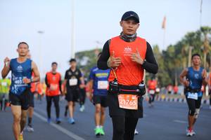 BIB: 21765
                            <button type="button" onclick="openModal(11453851)" class="btn btn-primary btn-sm float-right btn-popup" data-toggle="modal" data-target=".modal-high-quality">
                        <i class="fas fa-shopping-cart"></i> Add to Cart
                    </button>
                                            <button type="button" onclick="isThisMe(11453851, true)" class="btn btn-success btn-sm float-right btn-popup btn-isme hidden" data-toggle="tooltip" data-placement="bottom" title="นี่คือรูปของคุณใช่ไหม คลิกที่นี่เพื่อเอาเข้าอัลบั้ม">
                        <i class="fas fa-plus"></i> Add to album
                    </button>
                    <button type="button" onclick="isThisMe(11453851, false)" class="btn btn-warning btn-sm float-right btn-popup btn-isnotme hidden">
                        <i class="fas fa-ban"></i> Remove from album
                    </button>